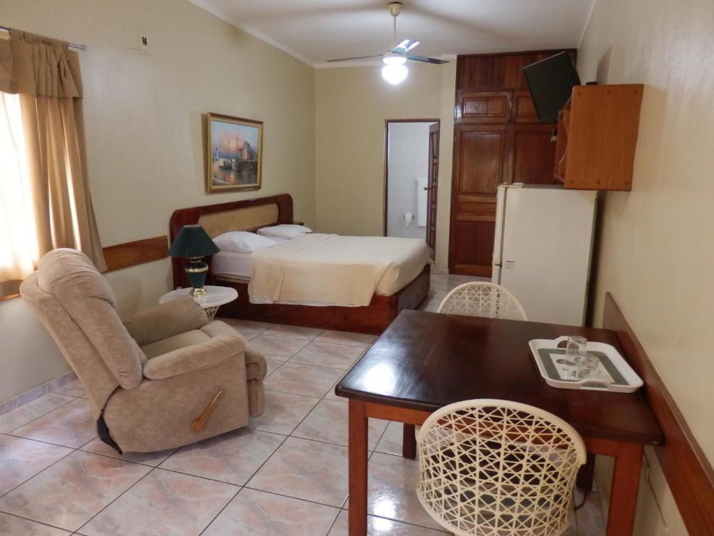 Hotel Garant & Suites Boca Chica Quarto foto